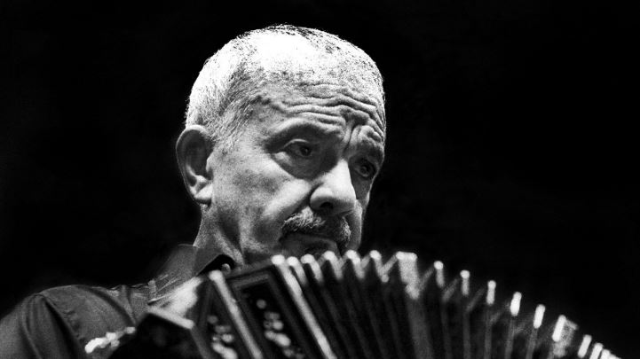 http://www.genealogiafamiliare.it/wp/wp-content/uploads/2018/03/Astor-Piazzolla.jpg